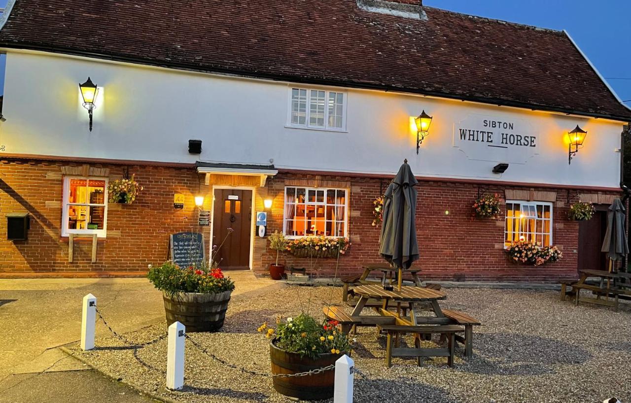 Sibton White Horse Inn แซกส์มันดัม ภายนอก รูปภาพ